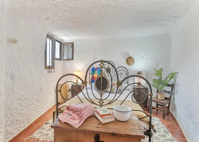 Cuevas La Solana Kır Evi *